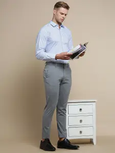 INVICTUS Geometric Printed Standard Slim Fit Cotton Formal Shirt