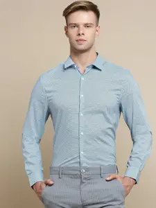 INVICTUS Standard Slim Fit Micro Ditsy Printed Cotton Formal Shirt