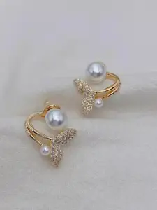 FIMBUL Gold-Plated Pearl-Studded Fish Tail Stud Earrings - 164