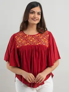 SHOOLIN Embroidered Round-Neck Top