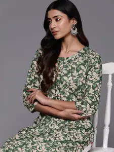 Varanga Women Floral Printed Mirror Work Cotton Kurta