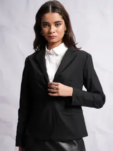 CHIC BY TOKYO TALKIES Black Notched Lapel Collar Single-Breasted Blazer