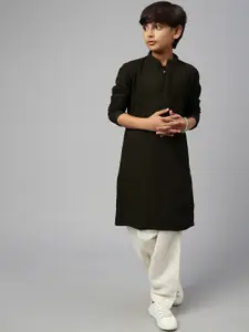 Sangria Boys Olive Green Ethnic Motifs Chikankari Embroidered Regular Cotton Kurta