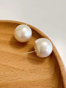 FIMBUL Circular Large Pearls Beaded Studs Earrings