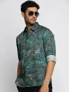 SHOWOFF Smart Slim Fit Abstract Printed Cotton Casual Shirt
