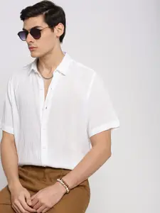 SHOWOFF Standard Slim Fit Short Sleeves Cotton Casual Shirt