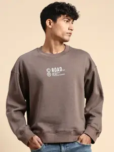The Roadster Lifestyle Co. Camel Brown Typography Printed Oversized Fit Basic Sweatshirt