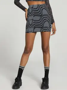 Puma WINTER RINK Printed Above Knee Skirt