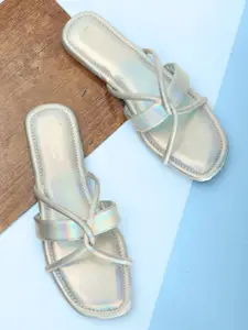 madam glorious Women Silver-Toned Textured T-Strap Flats