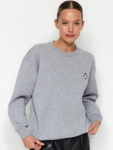 Trendyol Round Neck Pullover Sweatshirt