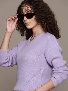 Roadster Women Solid Pullover Sweater