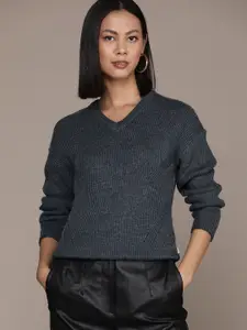 Roadster Women Self Design Cable Knit Pullover Sweater