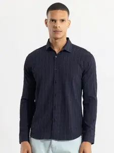 Snitch Navy Blue Classic Slim Fit Checked Seersucker Casual Shirt