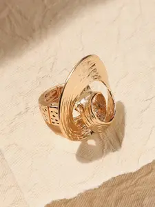SOHI Gold-Plated Spiral Cocktail Ring