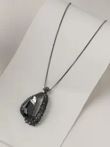 SOHI Black Silver-Plated Necklace
