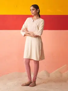 Lakshita Floral Embroidered Woolen Straight Kurta