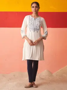 Lakshita Floral Embroidered Woollen Straight Kurta