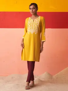 Lakshita Floral Embroidered Three-Quarter Sleeve Thread Work Woollen Kurta