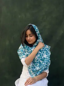 BUTA BUTI Floral Printed Cotton Scarf