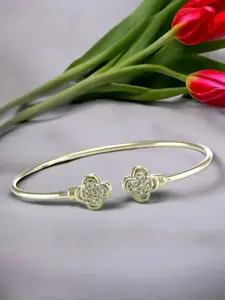 Taraash 925 Sterling Silver Silver Toned Stone Studded Floral Bangle Set