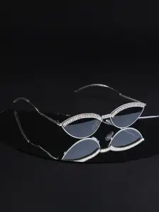HAUTE SAUCE by  Campus Sutra HAUTE SAUCE by Campus Sutra Women Grey Lens & Gold-Toned Fashion with UV Protected Lens Sunglasses