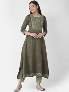 Span Floral Embroidered Sequinned A-Line Silk Kurta