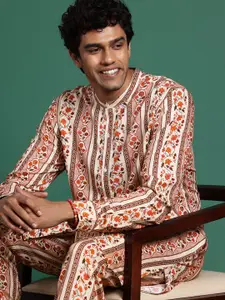 Sangria Men Floral Printed Regular Kurta with Trousers