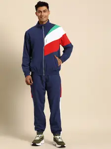 United Colors of Benetton Men Colourblocked Tracksuit
