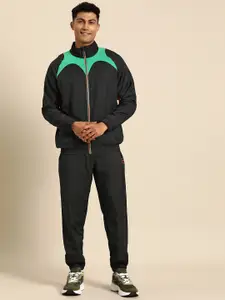 United Colors of Benetton Chevron Styling Mock Neck Tracksuit