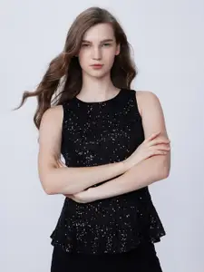 COVER STORY Black Top