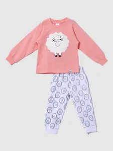 Moms Love Girls Graphic Printed Pure Cotton Nightsuit
