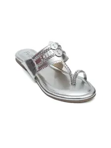 Dapper Feet-Fancy Nancy Women Silver-Toned Textured Fashion Flats