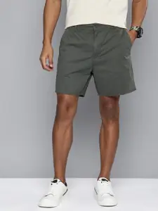 Levis Men Mid Rise Regular Fit Chino Shorts