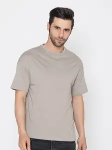 TITTLI Round Neck Drop-Shoulder Sleeves Oversized Pure Cotton T-shirt