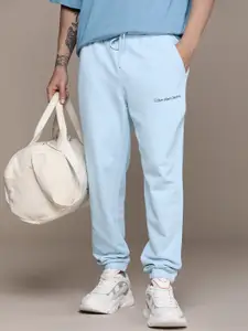 Calvin Klein Jeans Men Pure Cotton Mid-Rise Joggers