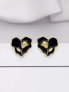 VAGHBHATT Gold-Plated Heart Shaped Studs Earrings