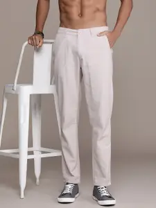 The Roadster Lifestyle Co. Men Slim Fit Pure Cotton Trousers