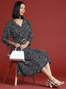 all about you Print Midi Dress