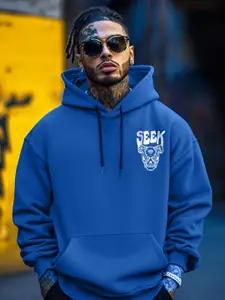 VEIRDO Graphic Printed Hooded Fleece Oversized Pullover Sweatshirt