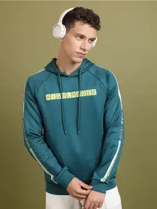 HIGHLANDER Typography Printed Hooded Pullover Sweatshirt