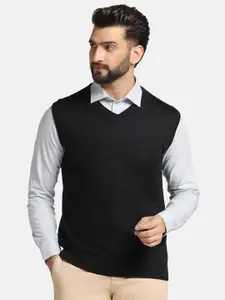 Blackberrys V-Neck Sleeveless Ribbed Acrylic Sweater Vest