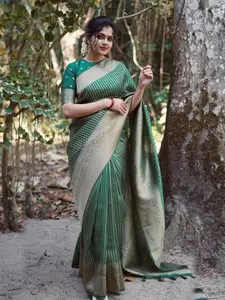DIVASTRI Green Pure Silk Kanjeevaram Saree