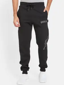 Octave Men Typography Printed Training or Gym Fleece Jogger