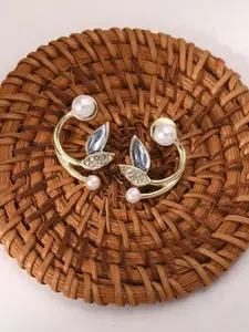 VAGHBHATT Gold-Plated Micro Leaf Studs Earrings