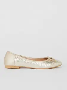 DOROTHY PERKINS Women Textured Ballerinas With Bow Detail