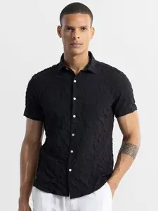 Snitch Classic Slim Fit Textured Self Design Casual Shirt