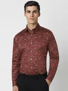 V Dot Men Maroon Slim Fit Printed Party Shirt