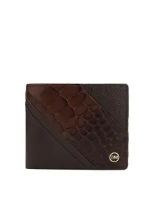 Da Milano Women Textured Leather Two Fold Wallet