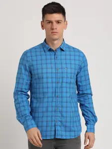 Turtle Classic Slim Fit Checked Printed Pure Cotton Casual Shirt