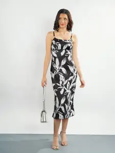 Stylecast X Hersheinbox Monochrome Tropical Print Satin Empire Midi Dress